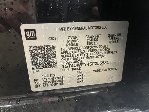 Used 2025 GMC Sierra 3500 Denali w/ Denali Reserve Package image 24