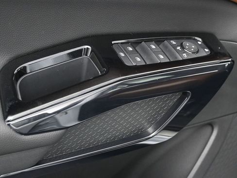 New 2026 Nissan Pathfinder Platinum AWD/4WD image 15