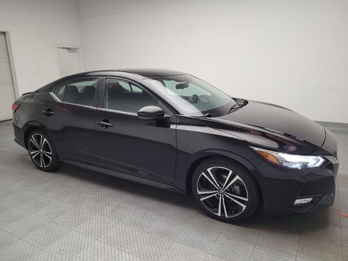 Used 2022 Nissan Sentra SR w/ Lighting Package FWD image 11
