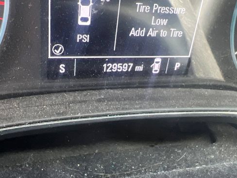 Used 2018 Chevrolet Cruze LT FWD image 16