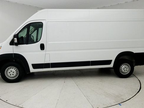 Used 2026 RAM ProMaster 2500 w/ Convenience Group FWD image 5