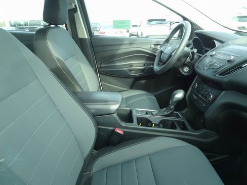 Certified 2019 Ford Escape S image 11