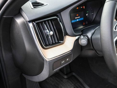 New 2026 Volvo XC60 T8 Plus w/ Protection Package Premier image 32