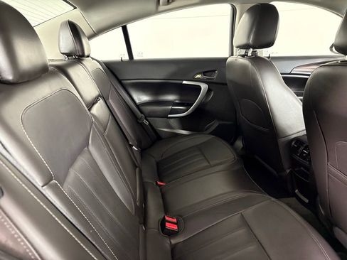 Used 2017 Buick Regal Sport Touring image 16