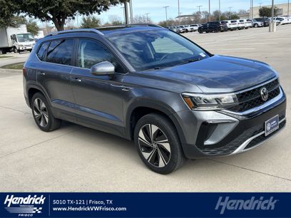 Certified 2024 Volkswagen Taos SE w/ Panoramic Sunroof Package