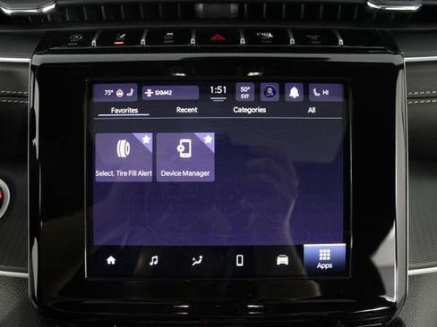 New 2026 Jeep Grand Cherokee Laredo image 4