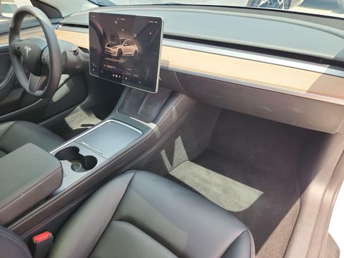 Used 2023 Tesla Model 3 Standard Range RWD image 28