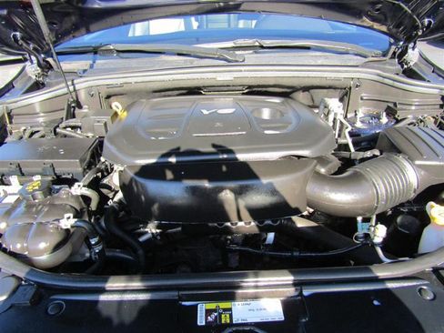 Used 2018 Jeep Grand Cherokee Limited image 46