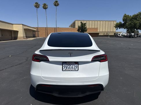 Used 2020 Tesla Model Y Long Range AWD/4WD image 6