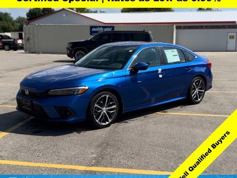 Used 2024 Honda Civic Touring image 1