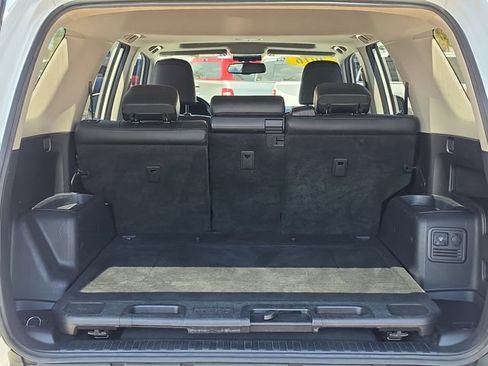 Used 2016 Toyota 4Runner Trail Premium AWD/4WD image 6