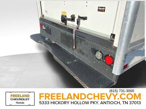 Used 2021 Chevrolet Express 4500 w/ Power Convenience Package image 7