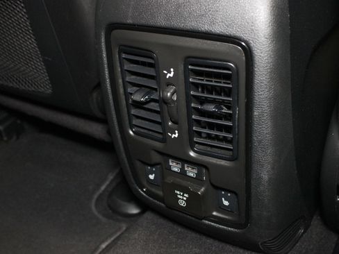 Used 2025 Dodge Durango R/T AWD/4WD image 19