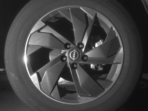 Used 2025 Nissan Rogue SV image 13