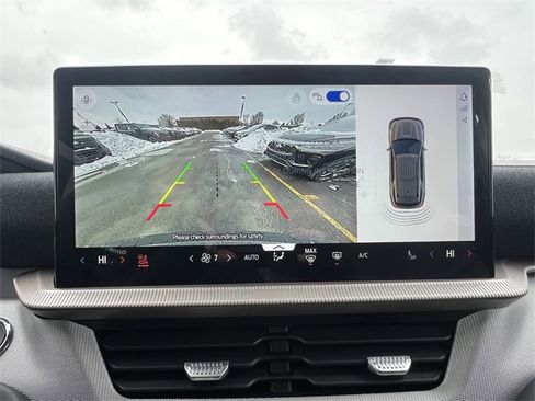 New 2026 Ford Explorer Active w/ Active Comfort Package image 19