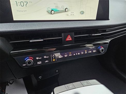 Used 2024 Kia EV6 Light image 21