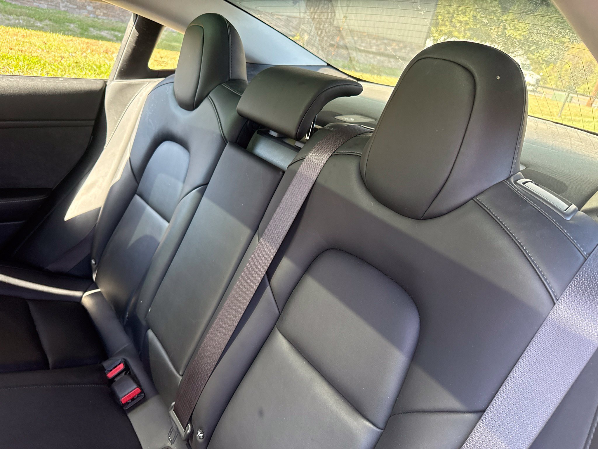 Used 2018 Tesla Model 3 Long Range RWD image 14