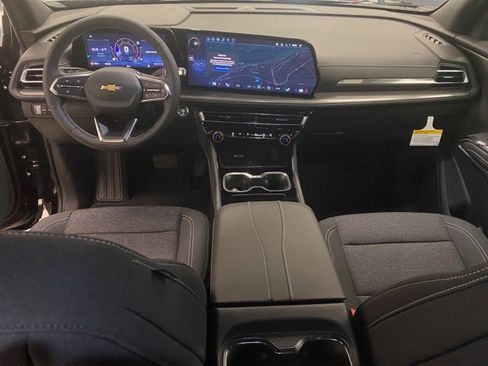 New 2026 Chevrolet Traverse LT w/ Driver Confidence Package image 12