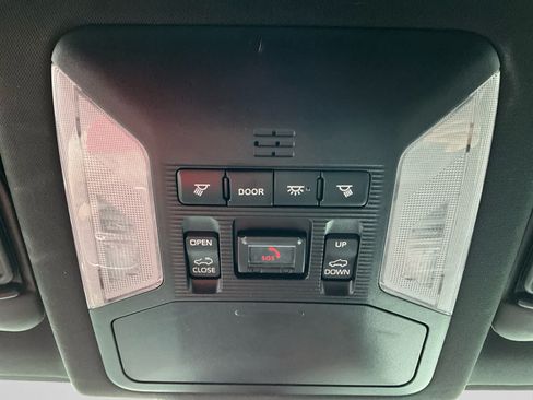 Used 2020 Toyota RAV4 XSE w/ XSE Grade Weather Package AWD/4WD image 20