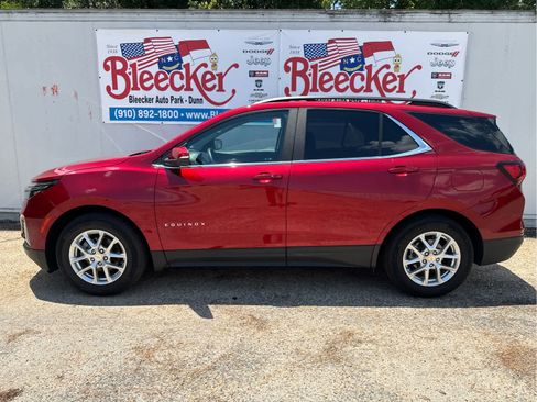 Used 2023 Chevrolet Equinox LT FWD image 7