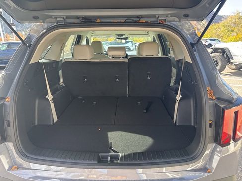 New 2025 Kia Sorento S image 27