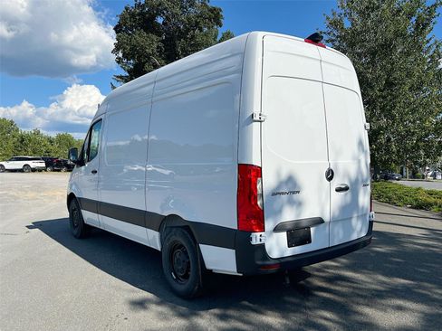 New 2025 Mercedes-Benz Sprinter 2500 image 4