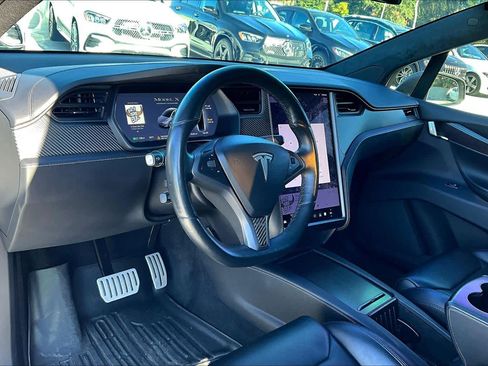 Used 2019 Tesla Model X Performance image 16