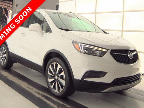 Used 2021 Buick Encore Preferred AWD/4WD image 3