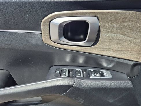 Used 2023 Kia Sorento X-Line EX AWD/4WD image 8