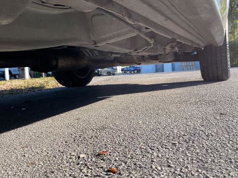 Used 2011 Chevrolet Equinox LT w/ Chrome Appearance Package image 23