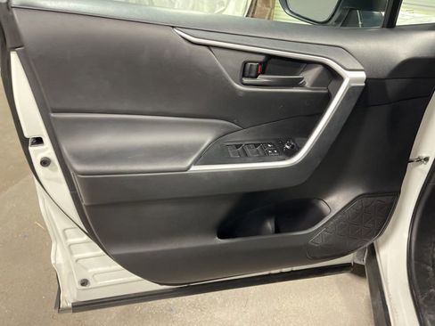 Used 2024 Toyota RAV4 LE image 21