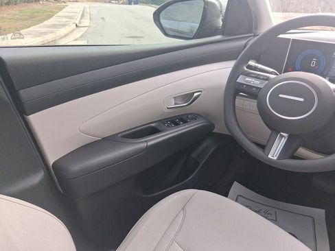 New 2026 Hyundai Tucson SEL image 13