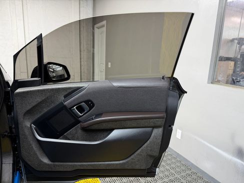 Used 2015 BMW i3 w/ Range Extender image 17