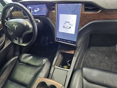 Used 2020 Tesla Model X Long Range AWD/4WD image 5
