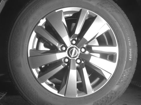 Used 2025 Nissan Pathfinder SV image 12