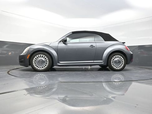 Used 2013 Volkswagen Beetle 2.5 image 24