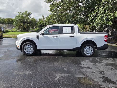 Used 2022 Ford Maverick XL FWD image 2