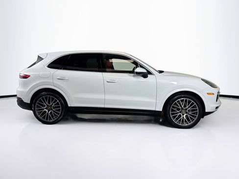 Used 2022 Porsche Cayenne S image 8