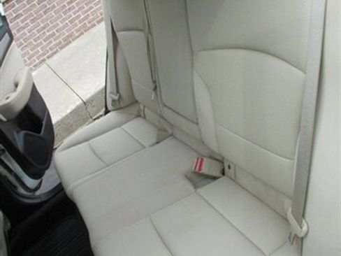 Used 2016 Subaru Legacy 2.5i Premium AWD/4WD image 13