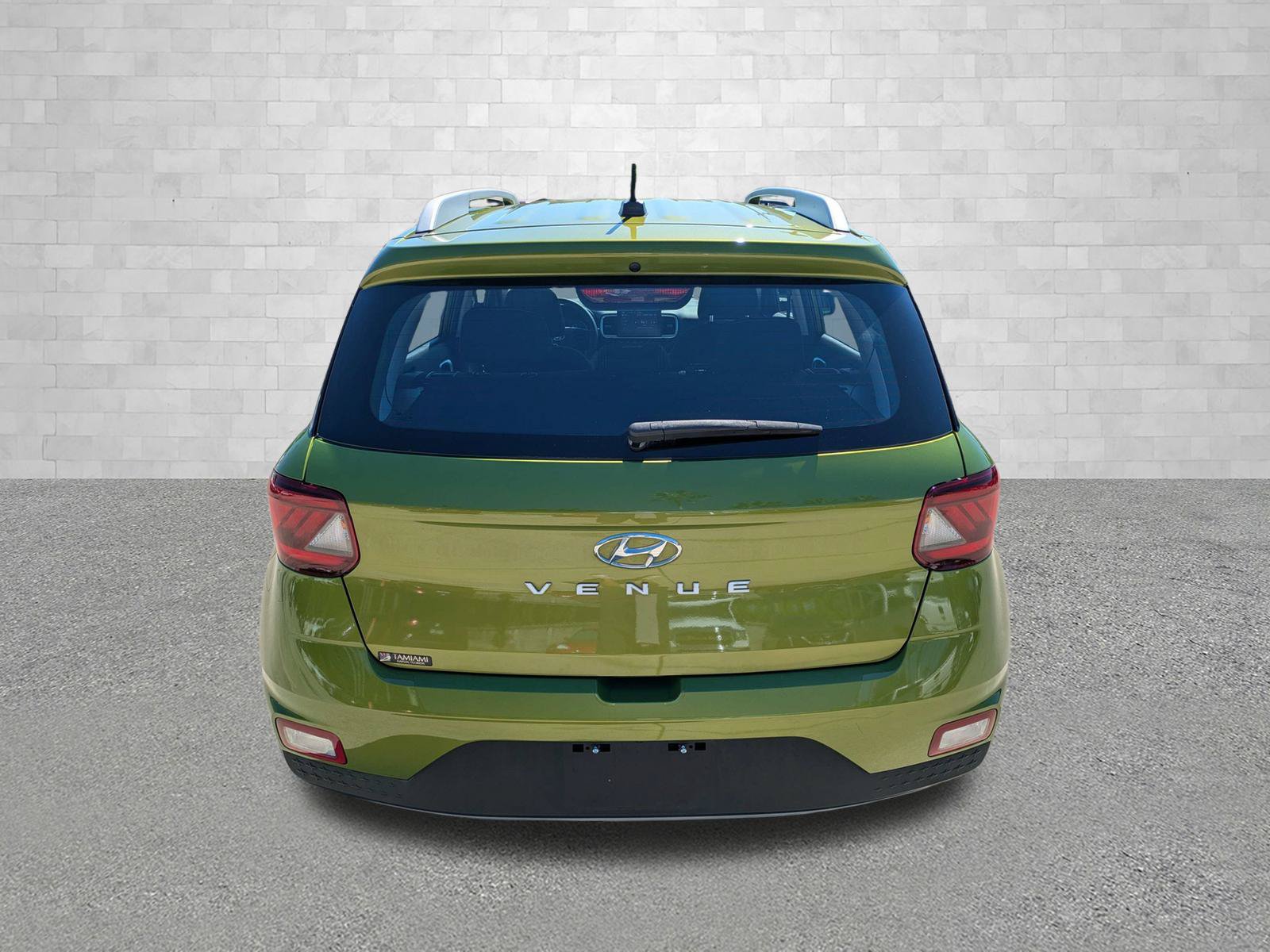 Certified 2024 Hyundai Venue SEL FWD image 3