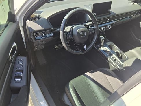 Used 2024 Honda Civic Sport image 7