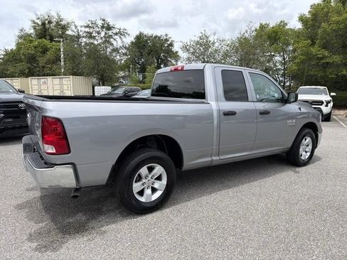 Used 2024 RAM 1500 Classic SLT AWD/4WD image 2