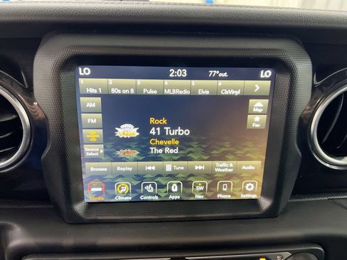 Used 2023 Jeep Wrangler Unlimited Sahara AWD/4WD image 14