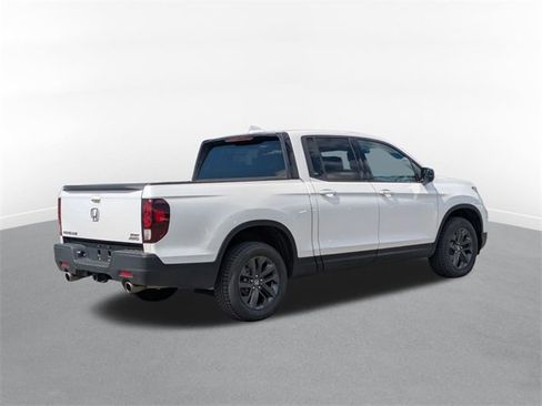 Used 2023 Honda Ridgeline Sport image 3