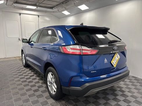 Used 2022 Ford Edge SEL w/ Cargo Accessory Package AWD/4WD image 4