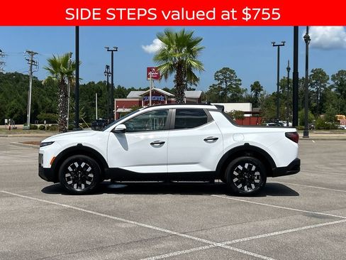 Used 2026 Hyundai Santa Cruz SEL FWD image 2