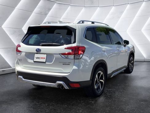 Used 2023 Subaru Forester Touring AWD/4WD image 4