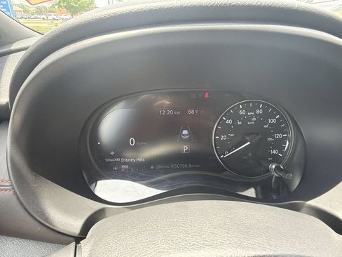 Used 2021 Nissan Kicks SR FWD image 10