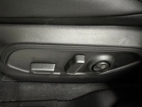 New 2026 Jeep Grand Cherokee Altitude image 27