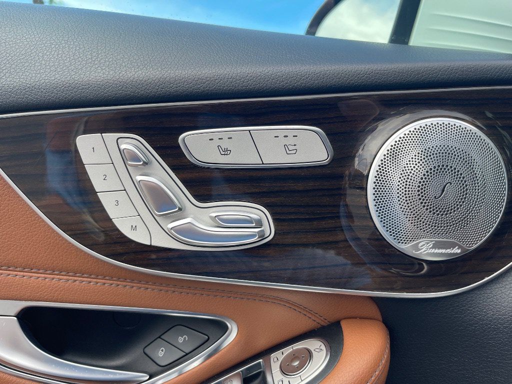 Used 2018 Mercedes-Benz C 300 4MATIC Cabriolet image 30